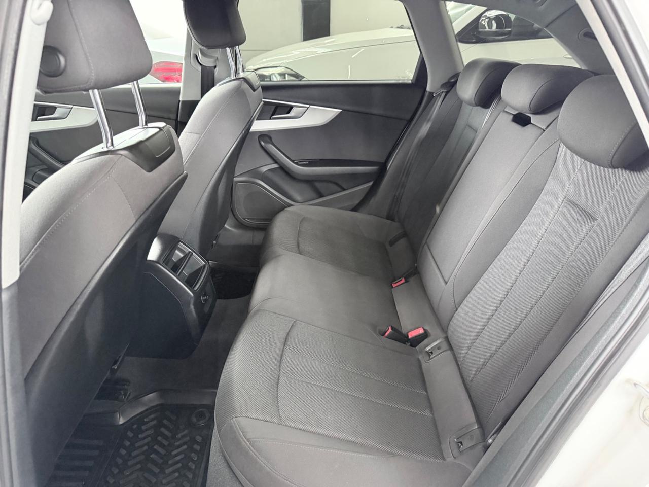 Audi A4 S-Line 2.0TDI 150CV SW 2020 EURO6