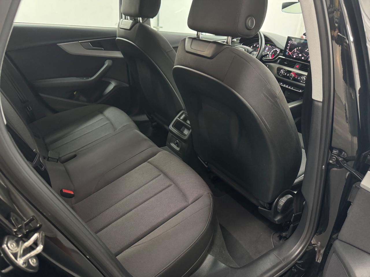 Audi A4 30 TDI/136 CV S tronic Business