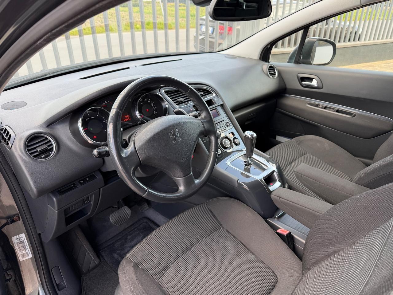 Peugeot 5008 1.6 hdi 110cv Premium Automatica 7 Posti