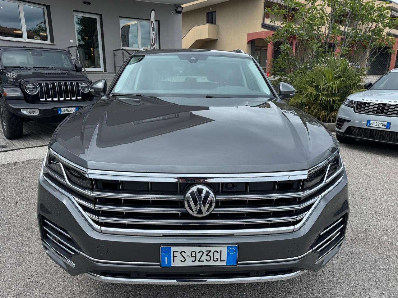 Volkswagen Touareg 3.0 V6 TDI 286 CV SCR Advanced NIGHTVISION
