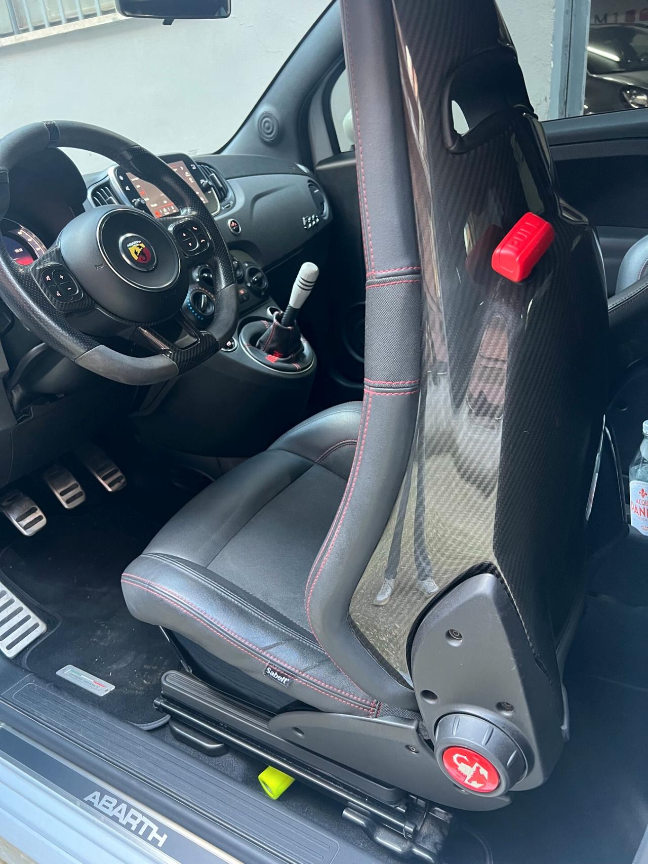 Abarth 595 1.4 Turbo T-Jet 180 CV Esseesse