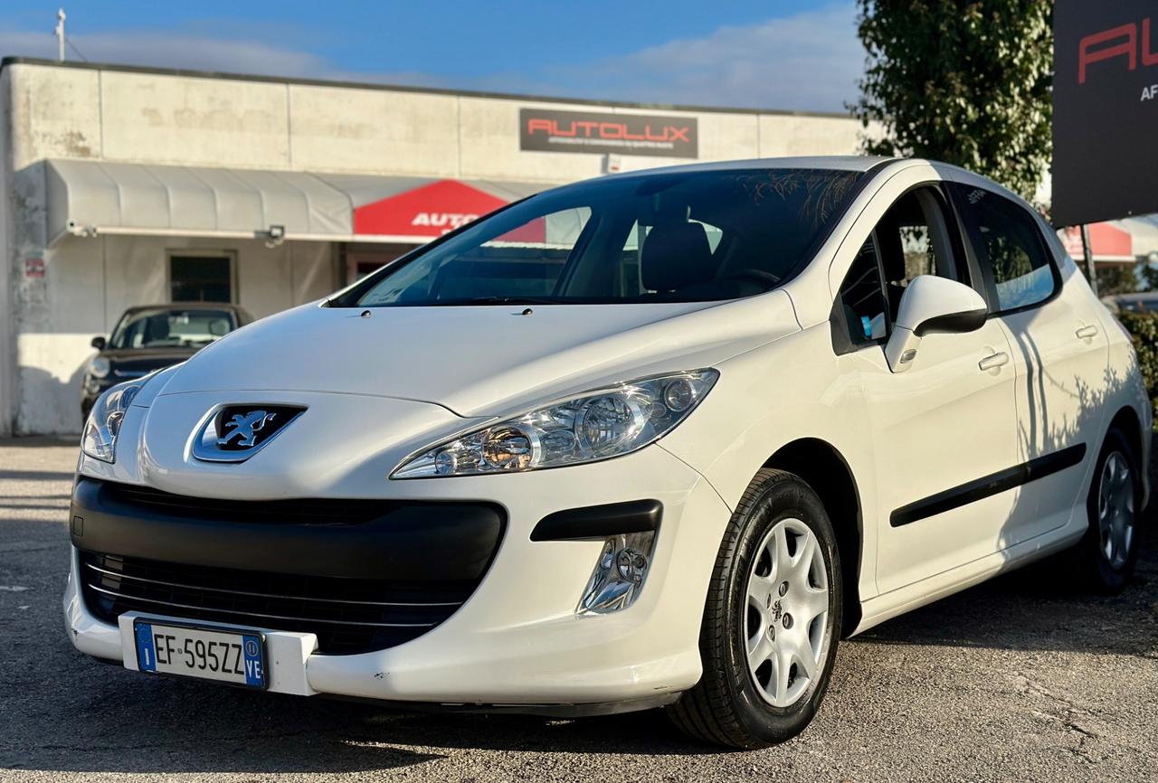 PEUGEOT 308 1.6 8V HDi 112CV cambio robototizzato 2011