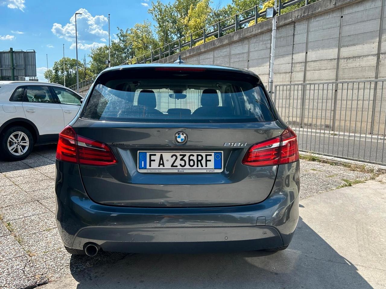 Bmw 2er Active Tourer 218d Advantage