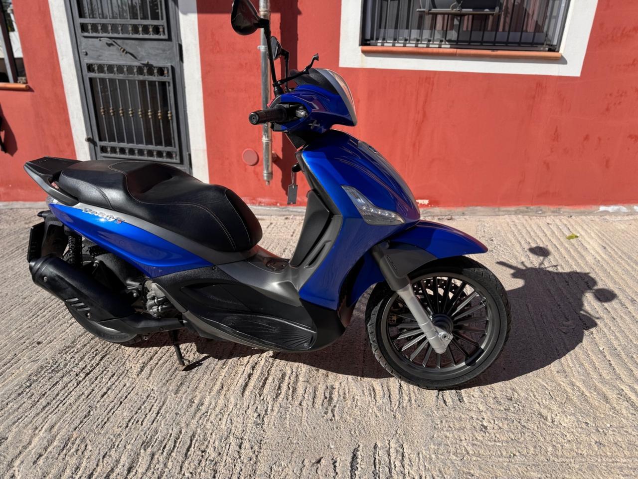 Piaggio Beverly 300 sport