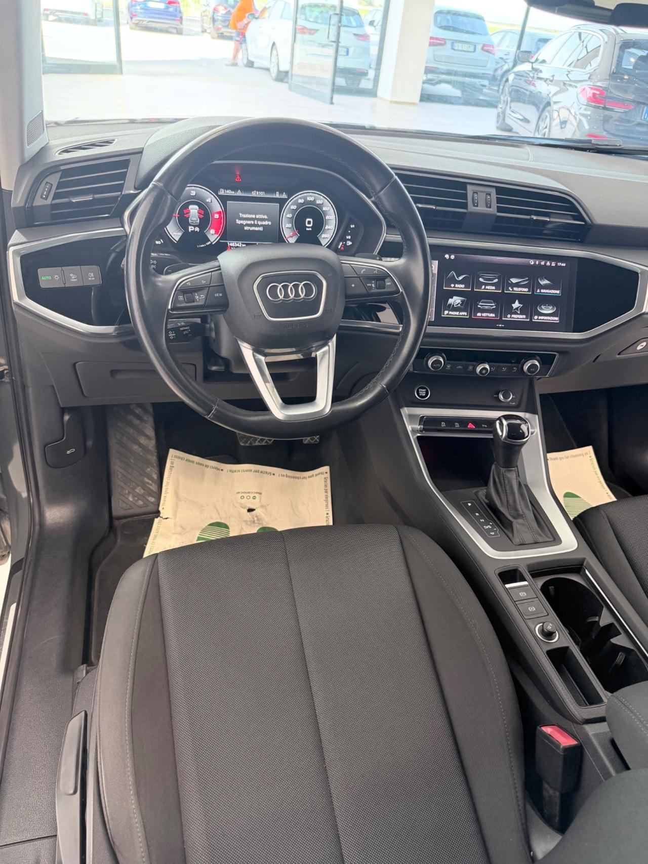 Audi Q3 35 TDI S tronic Business Advanced