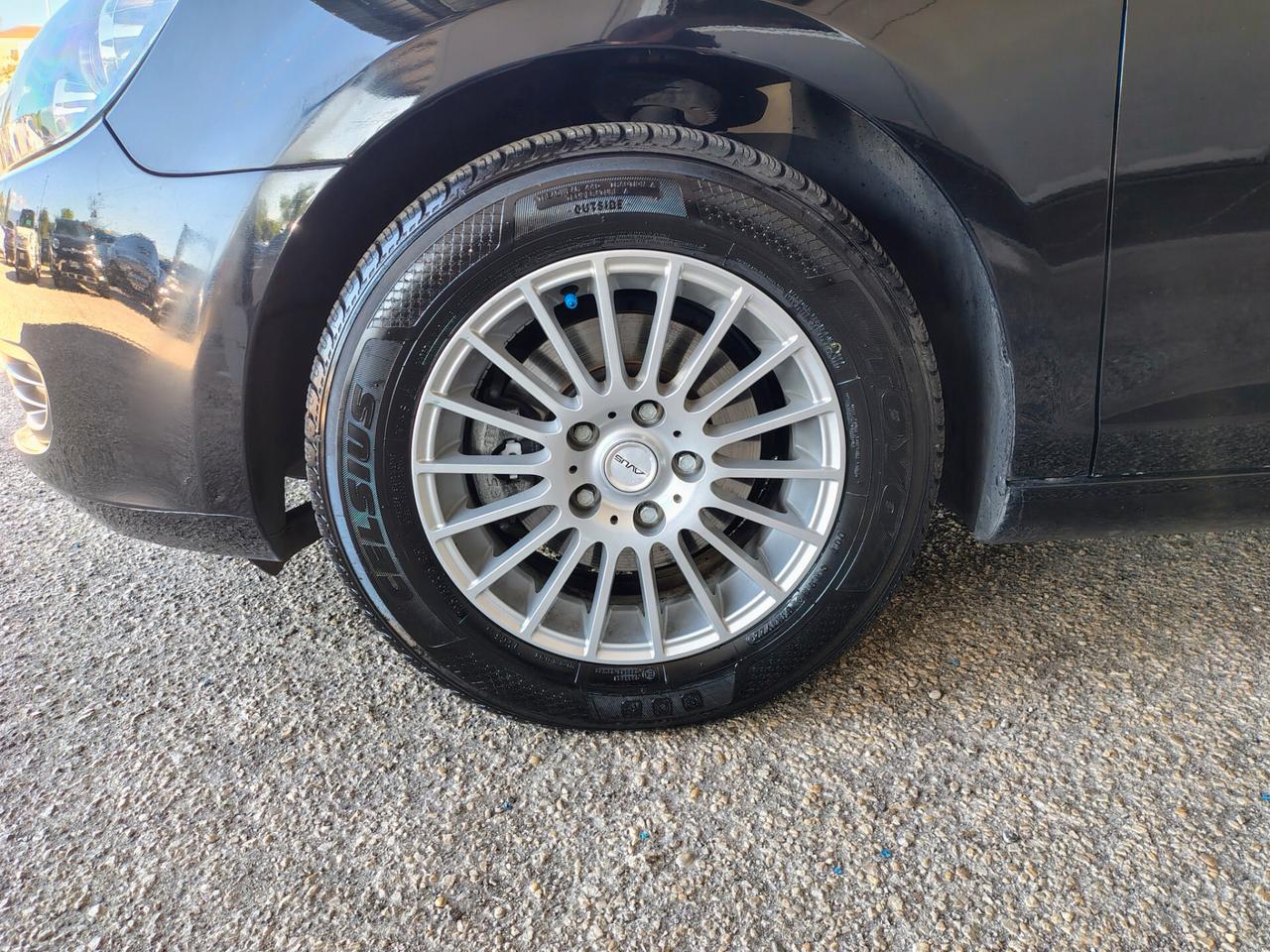 Volkswagen Golf Business 1.6 TDI 5p. Highline