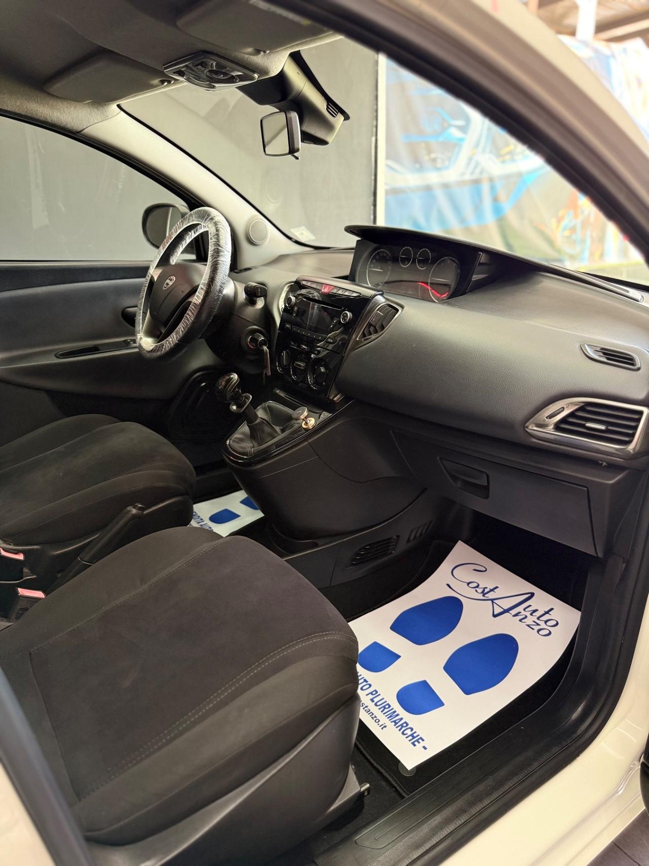 Lancia Ypsilon 1.2 Benzina 69cv Platinum 2014