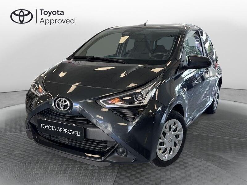 Toyota Aygo Connect 1.0 VVT-i 72 CV 5 porte x-play