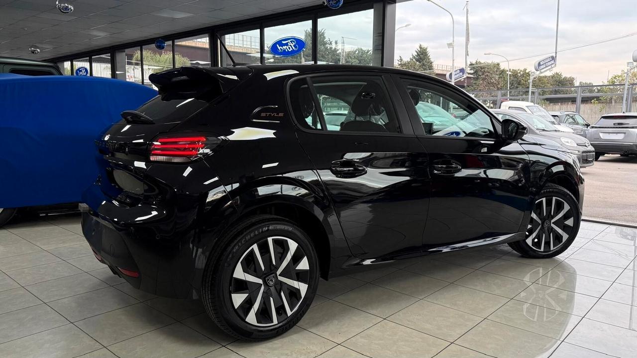 Peugeot 208 Hybrid 110 e-DCS6 Style