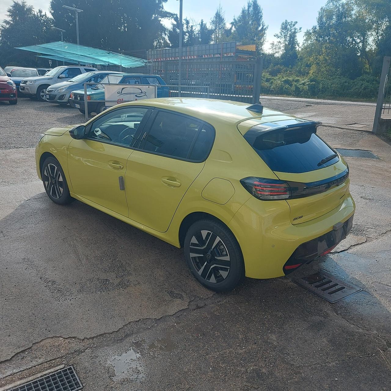 Peugeot 208 Hybrid 145 e-DCS6 Allure