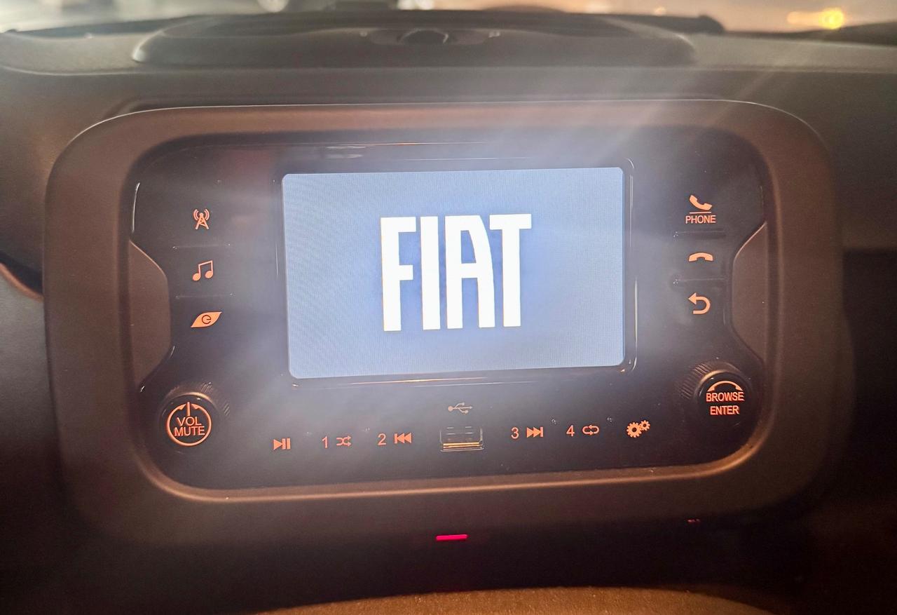 Fiat Panda 1.0 FireFly S&S Hybrid Pandina