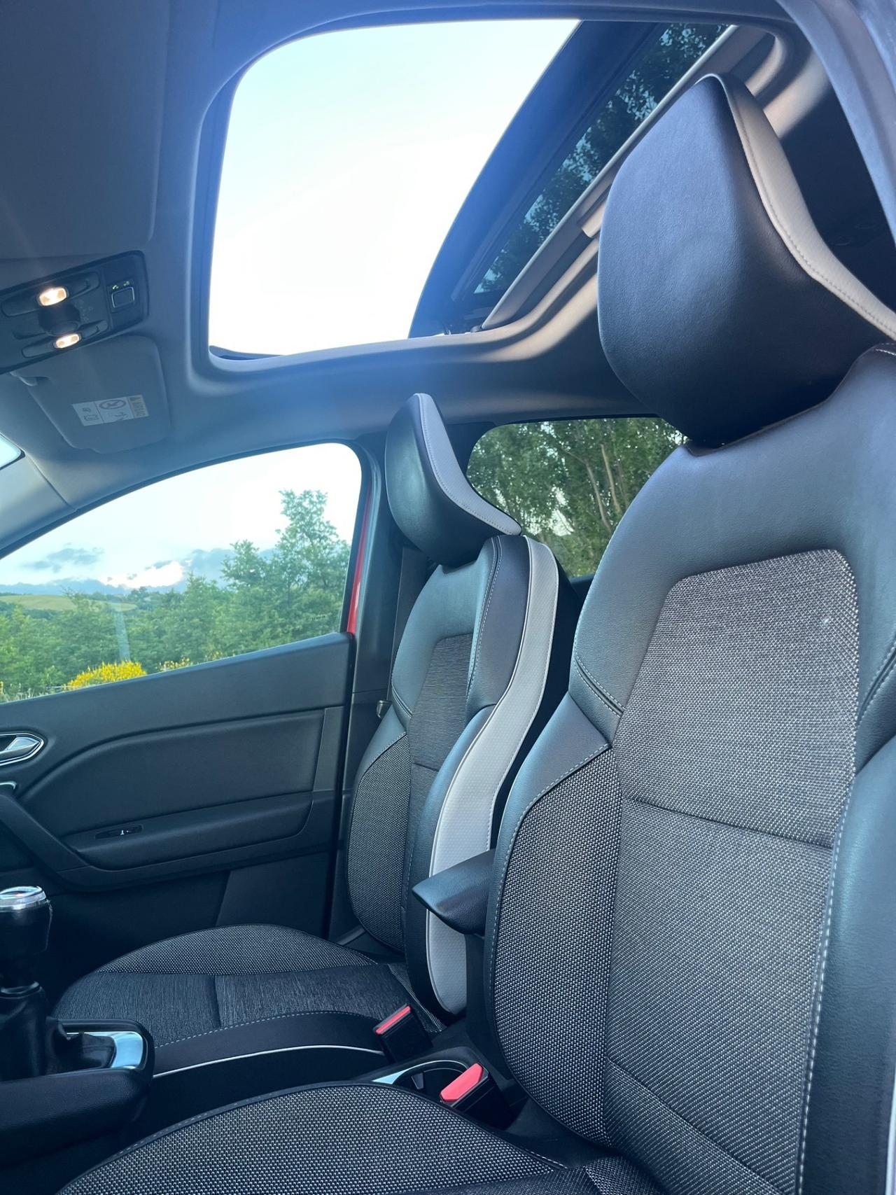 Renault Captur TCe 100 CV GPL Intens
