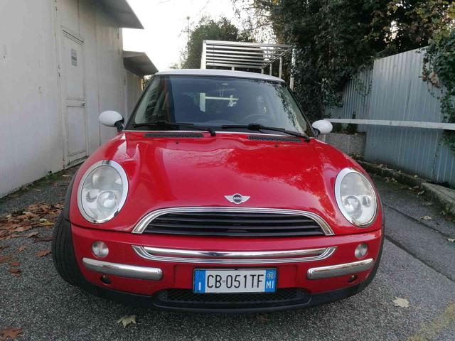 MINI One 1.6 16V One de luxe GUARDA IL Video Prova su Strad