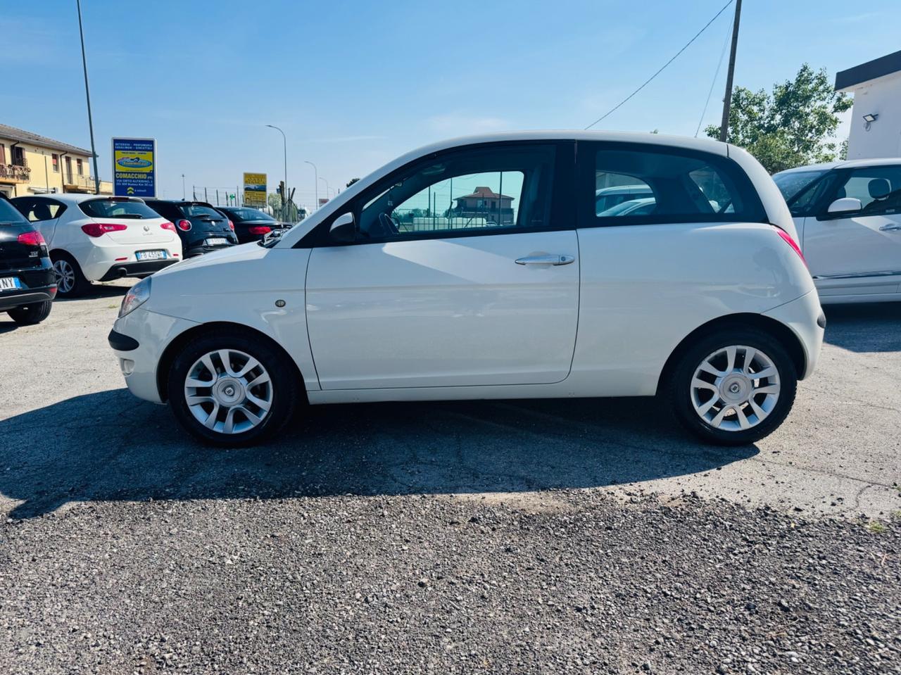 Lancia Ypsilon 1.3 Multijet 16V Momo Design