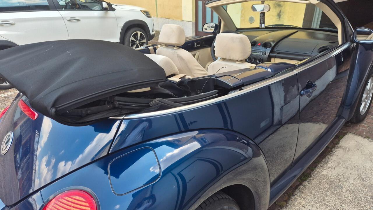Volkswagen New Beetle 1.6 Benzina Cabrio