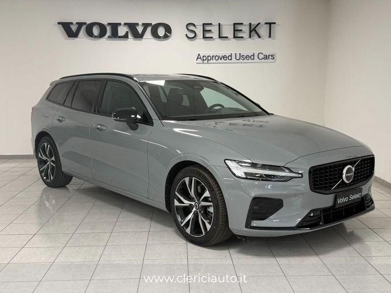 Volvo V60 B3 automatico Plus Dark