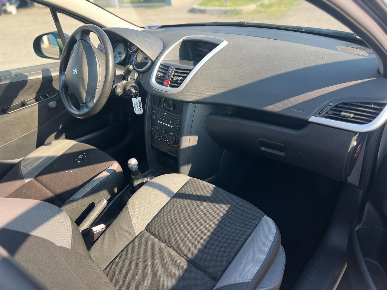 Peugeot 207 1.4 GPL - GARANZIA 12 MESI