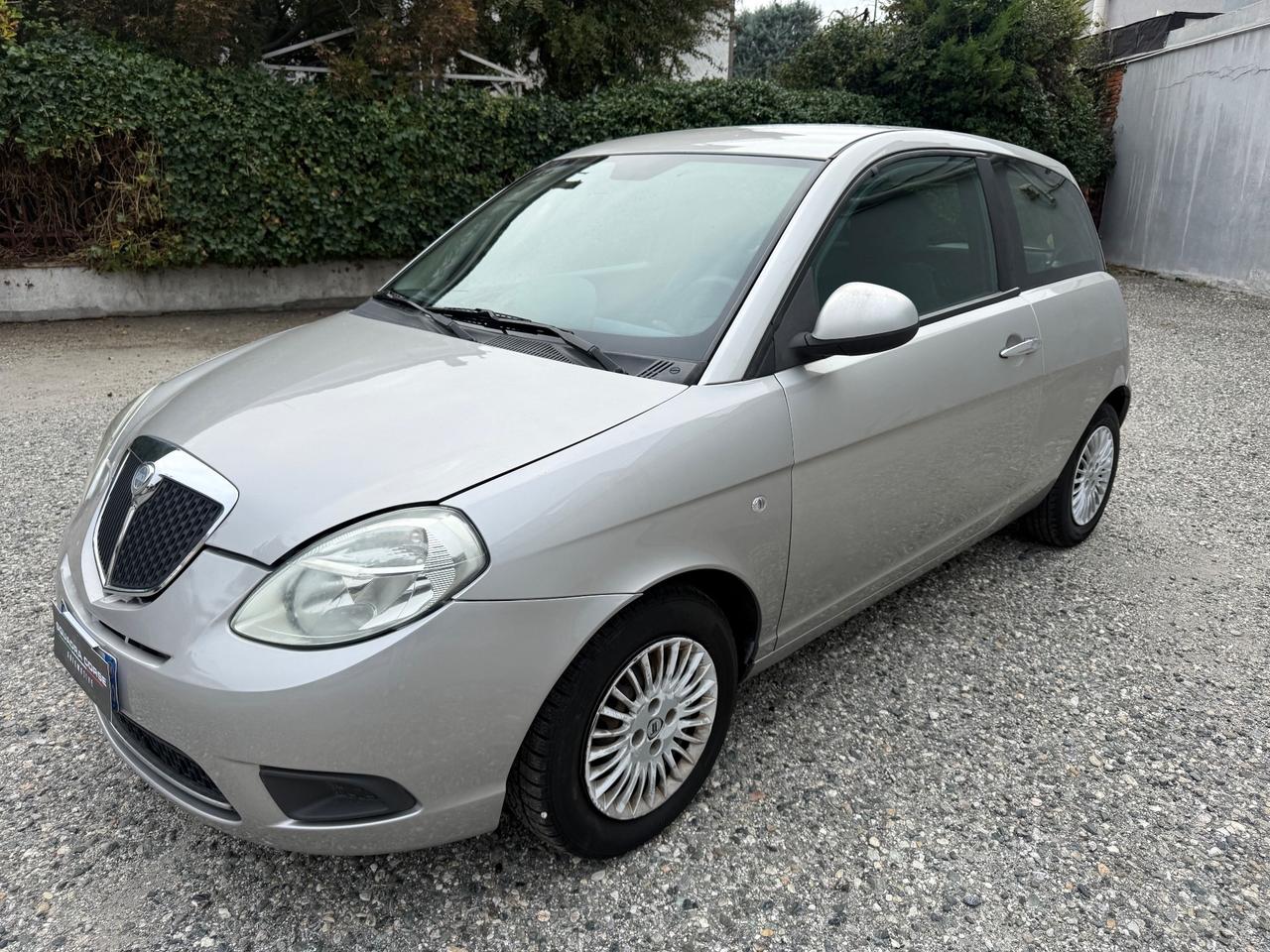 Lancia Ypsilon 1.2 GPL