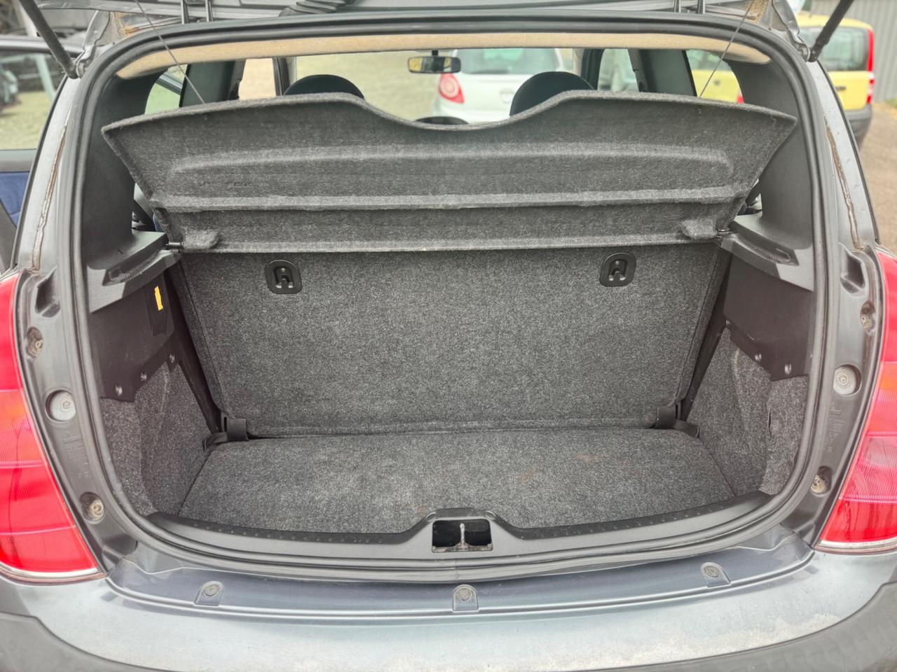 Lancia Ypsilon 1.2 16V Argento
