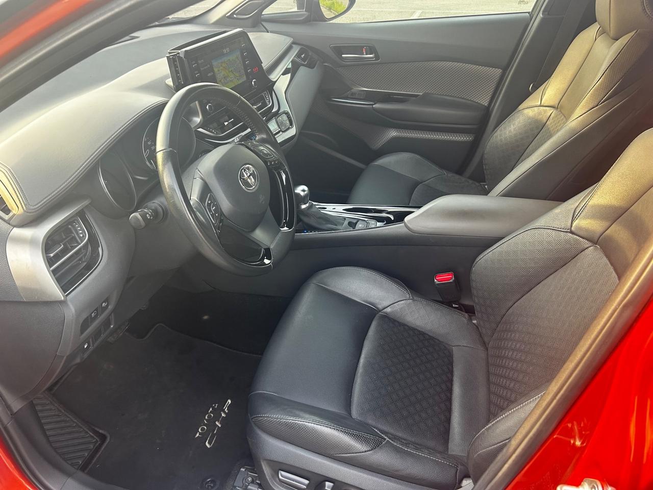 Toyota C-HR 2.0 Hybrid E-CVT Style