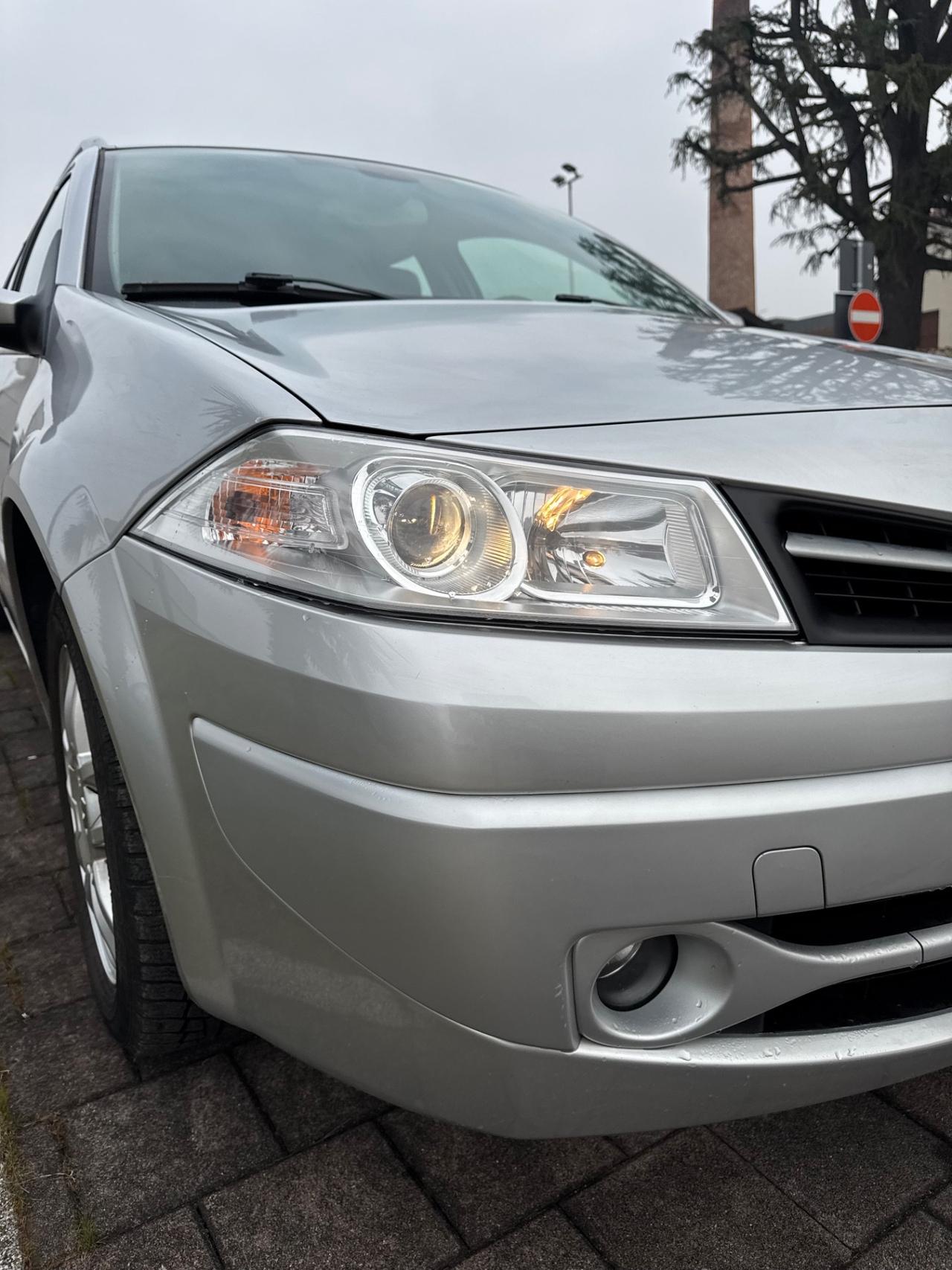 Renault Megane Mégane 1.6 16V 5 porte Serie Speciale Exception