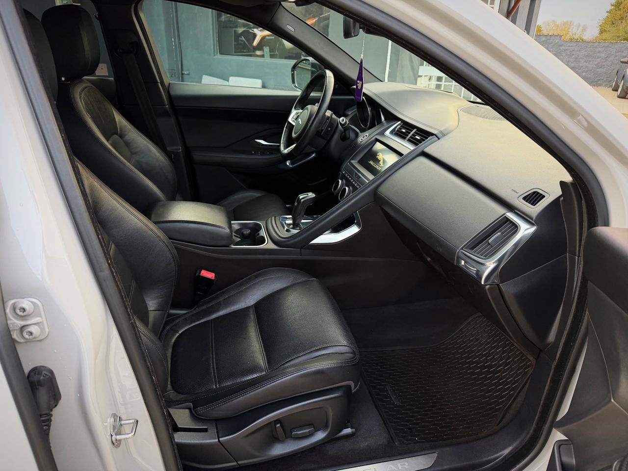 Jaguar E-Pace 2.0D 180 CV AWD aut. R-Dynamic HSE