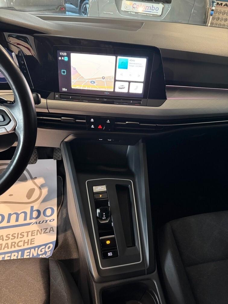 Volkswagen Golf 1.0 etsi evo Life 110cv dsg App conn Led 17" Neopat
