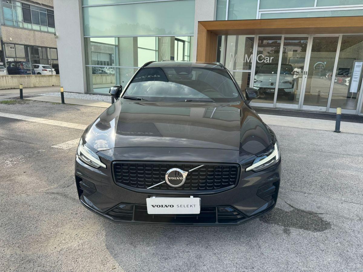 VOLVO - V60 - B3 aut. Plus Dark