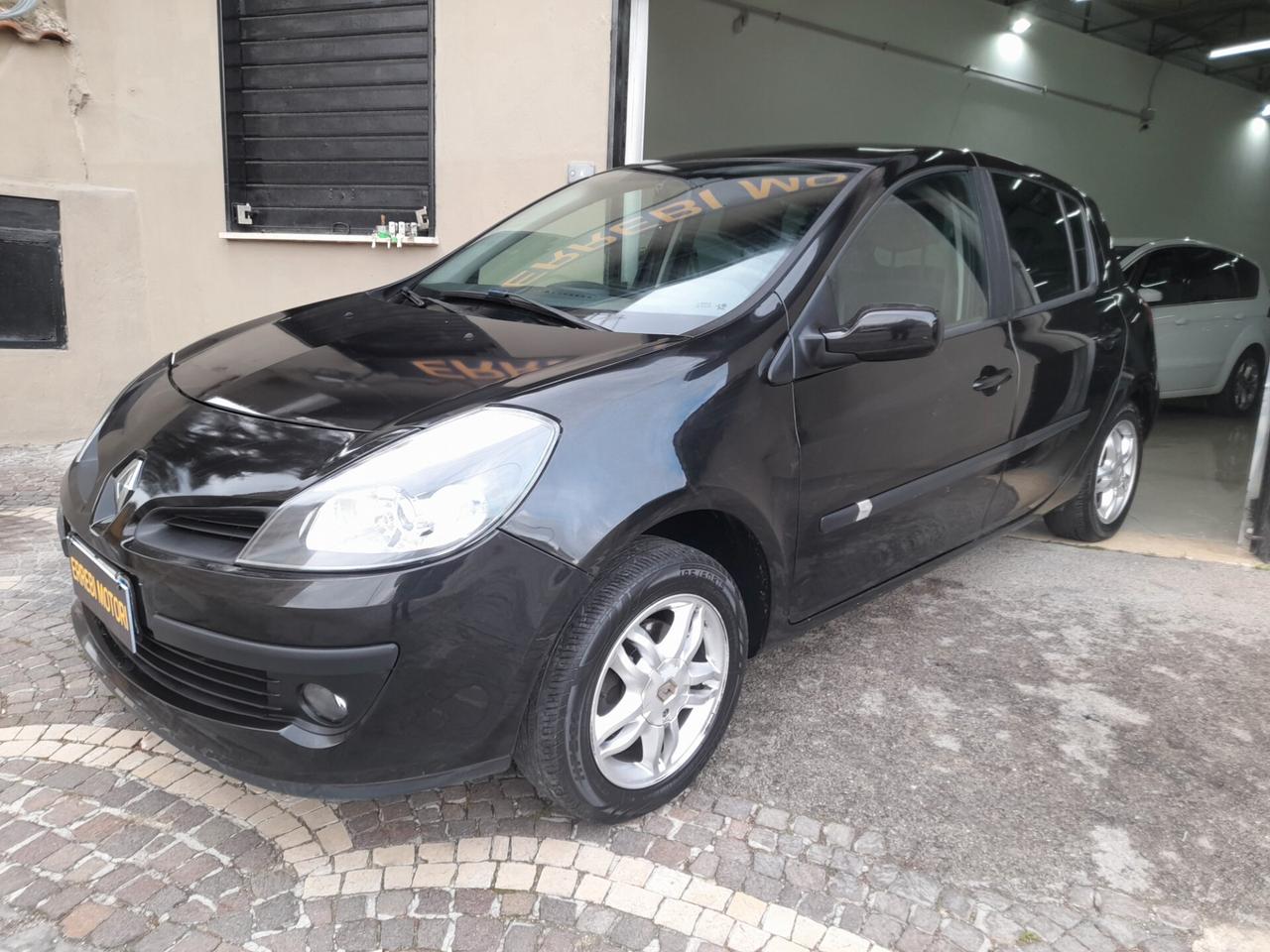 Renault Clio 1.2 5 porte Le Iene