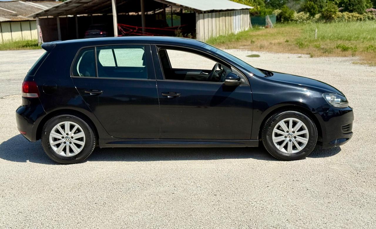 VW Golf SPORT 1.6 Tdi BLUEMOTION neopatentati