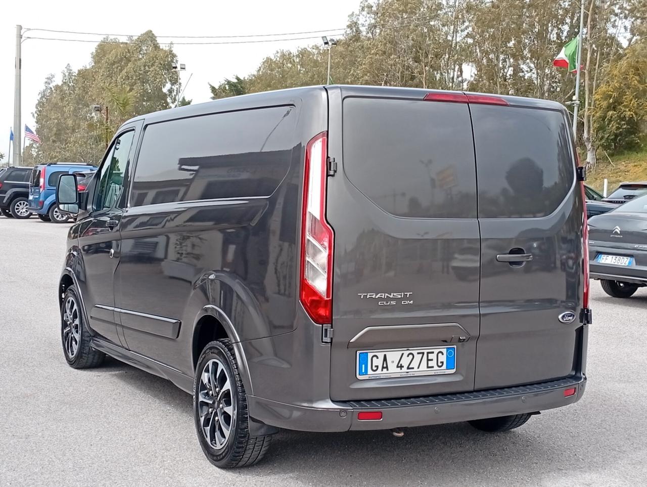 Ford Transit Custom 320 2.0 TDCi 185 PC Furgone Sport