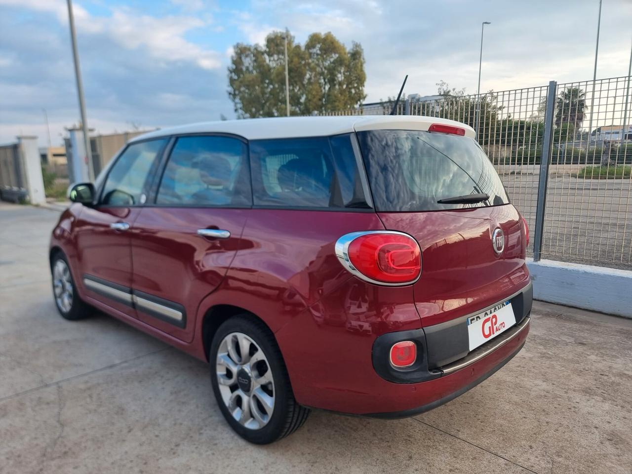 Fiat 500L 1.3 Multijet 95 CV Dualogic Lounge AUTOMATIC LIVING