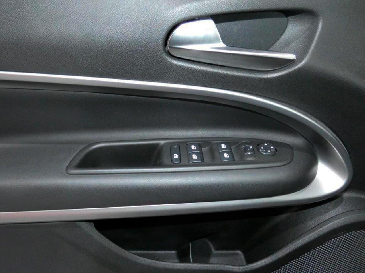 Jeep Avenger 1.2 Turbo 100 CV Altitude pack