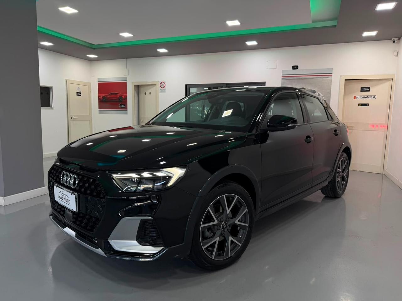 Audi A1 allstreet 30 TFSI S tronic Identity Contrast