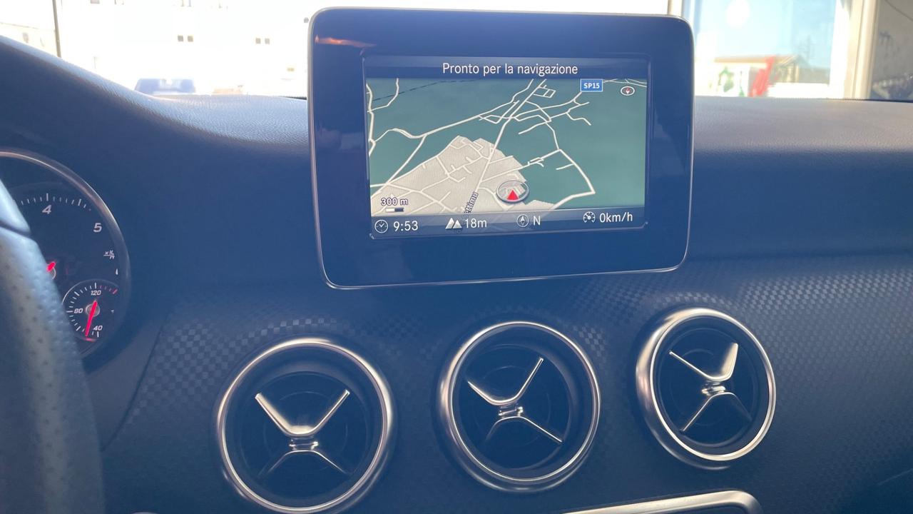 Mercedes-benz A 180 d Premium