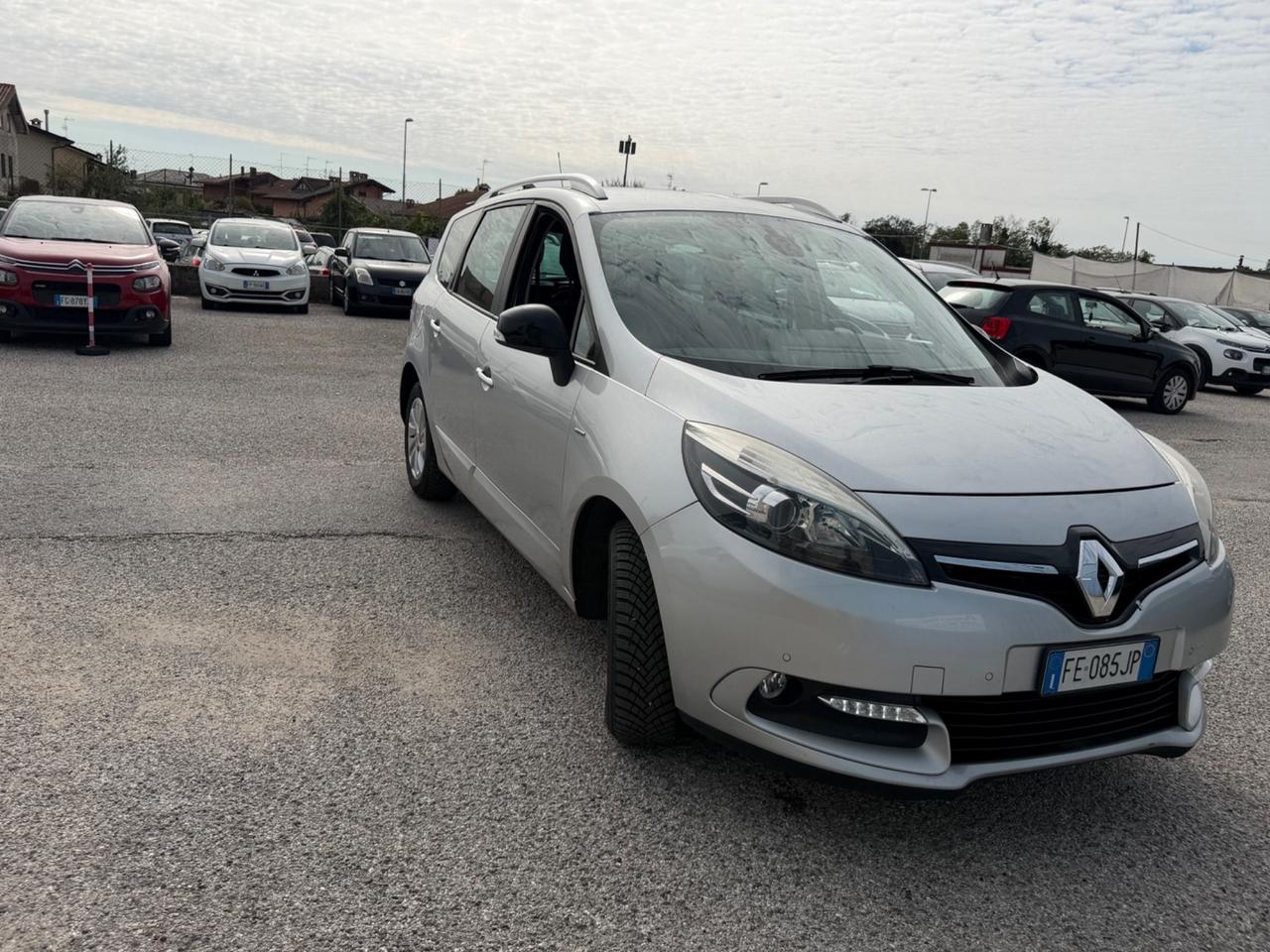 Renault Scenic Scénic dCi 110 CV 7 POSTI