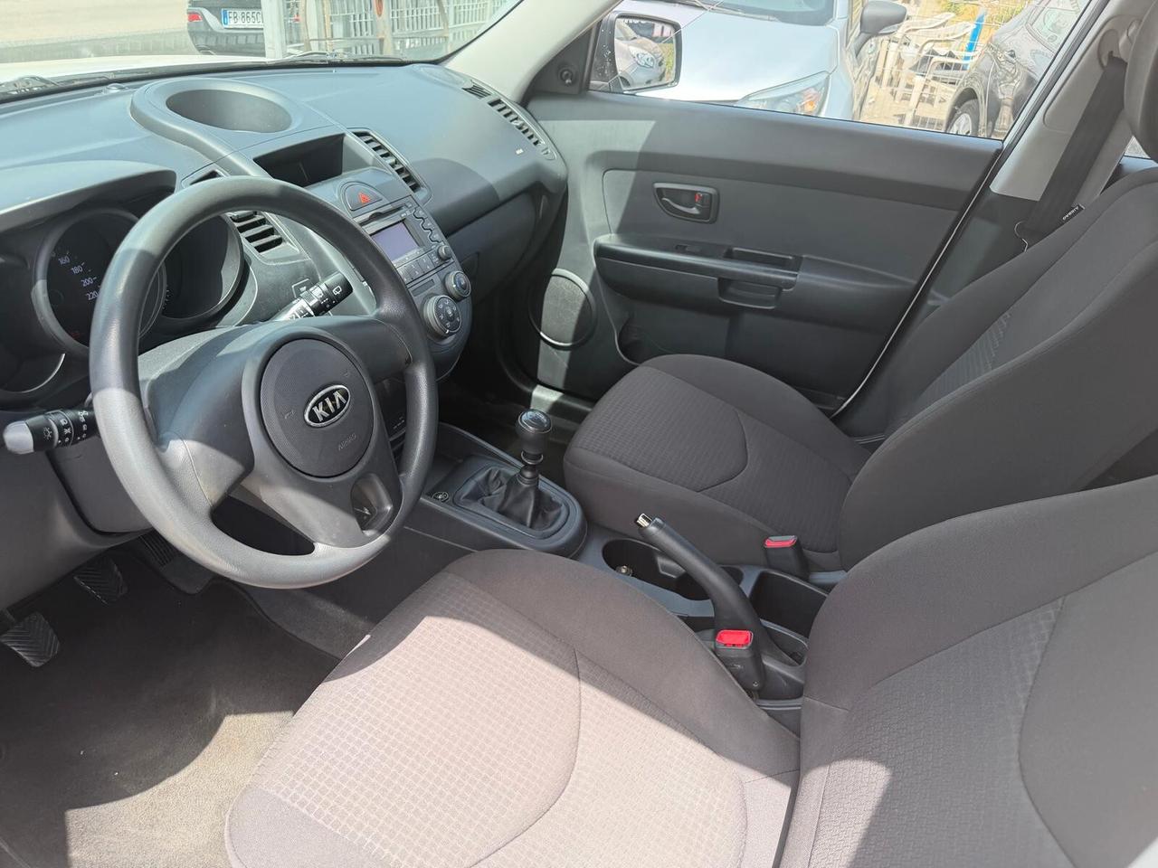 Kia Soul 1.6 CVVT Cool Bi-Fuel-05/2010
