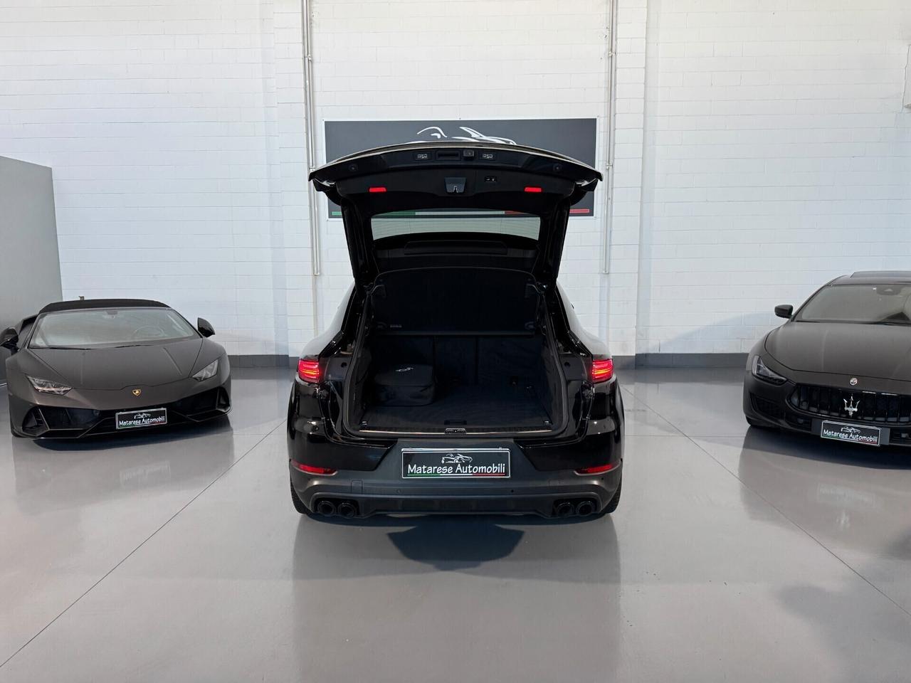 Porsche Cayenne coupè E-Hybrid 3.0cc 340cv Tetto panoramico Iva Esposta