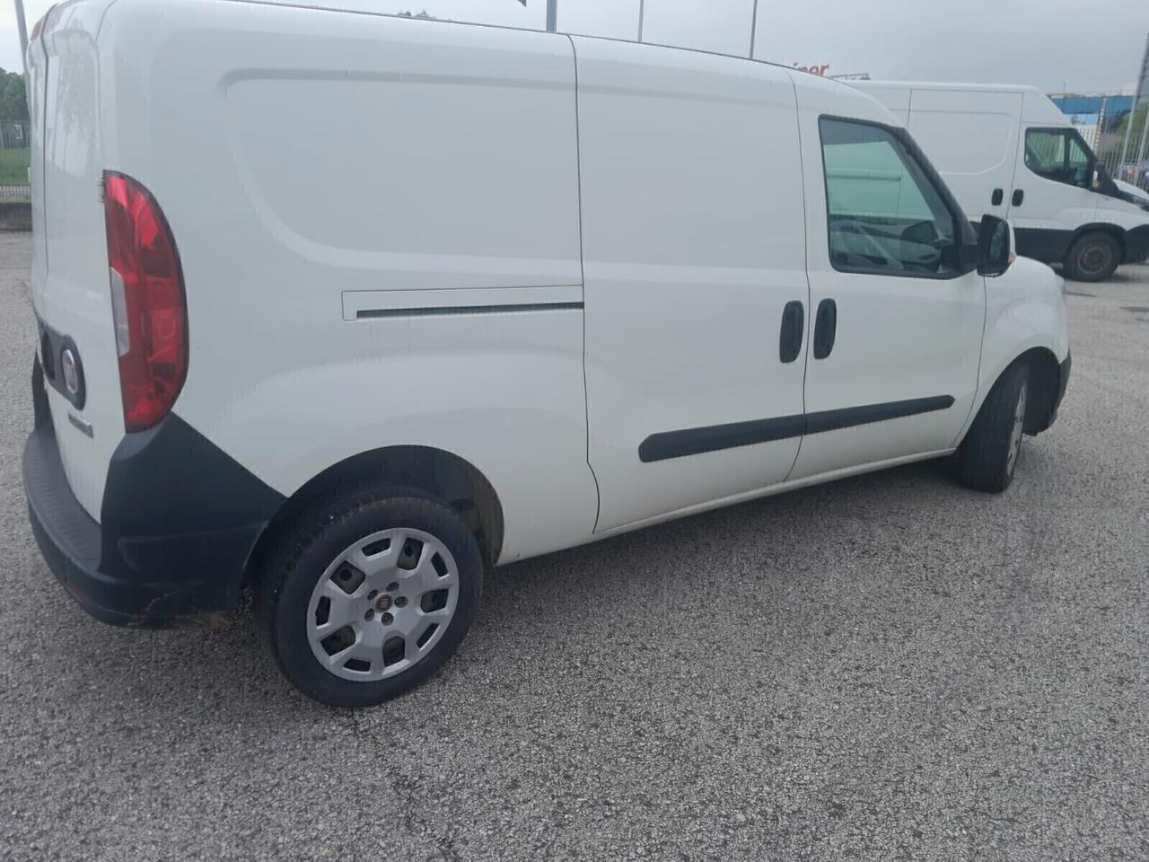 Fiat Doblo Doblò 1.6 MJT 105 PL-TN Cargo Maxi Lamierato PTT 750