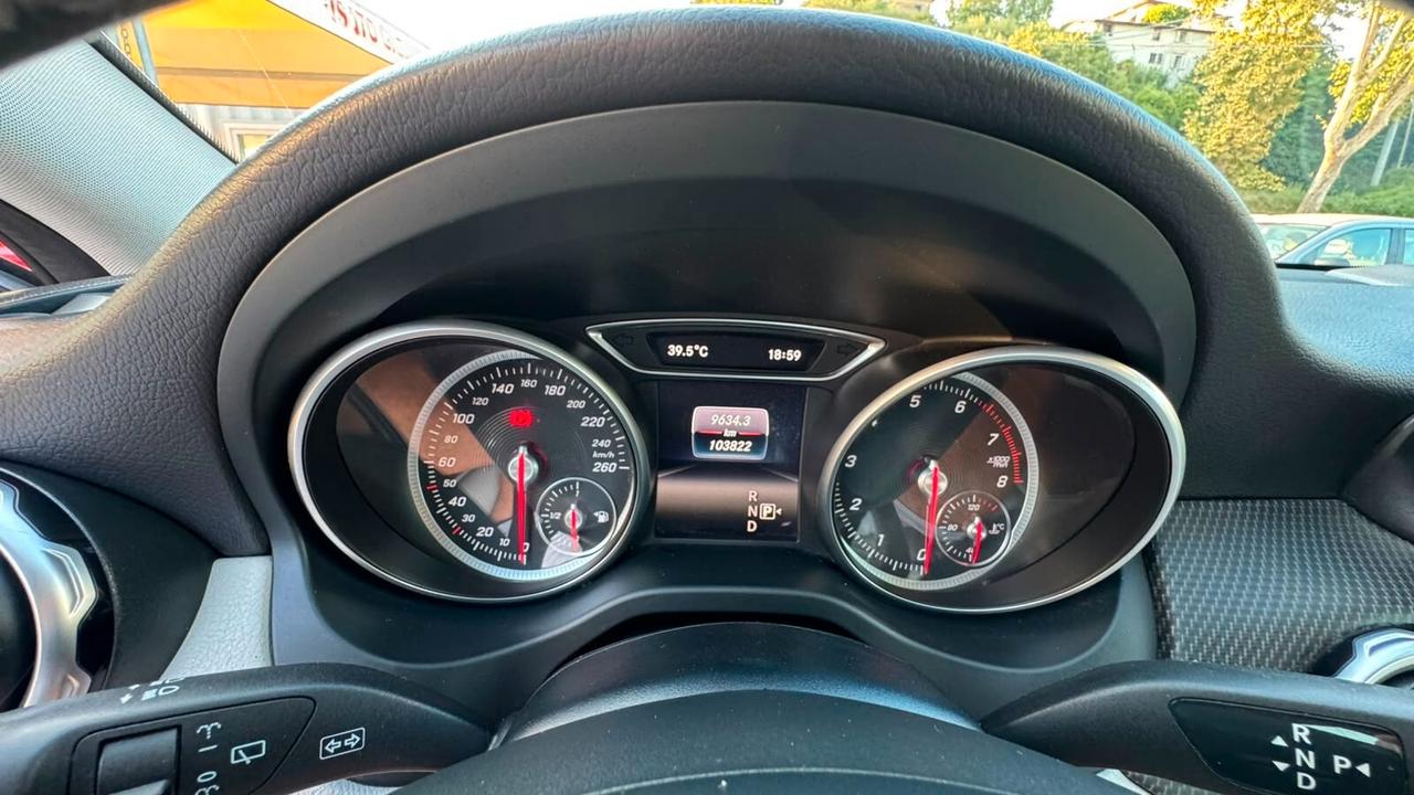 Mercedes-benz GLA 180 Premium