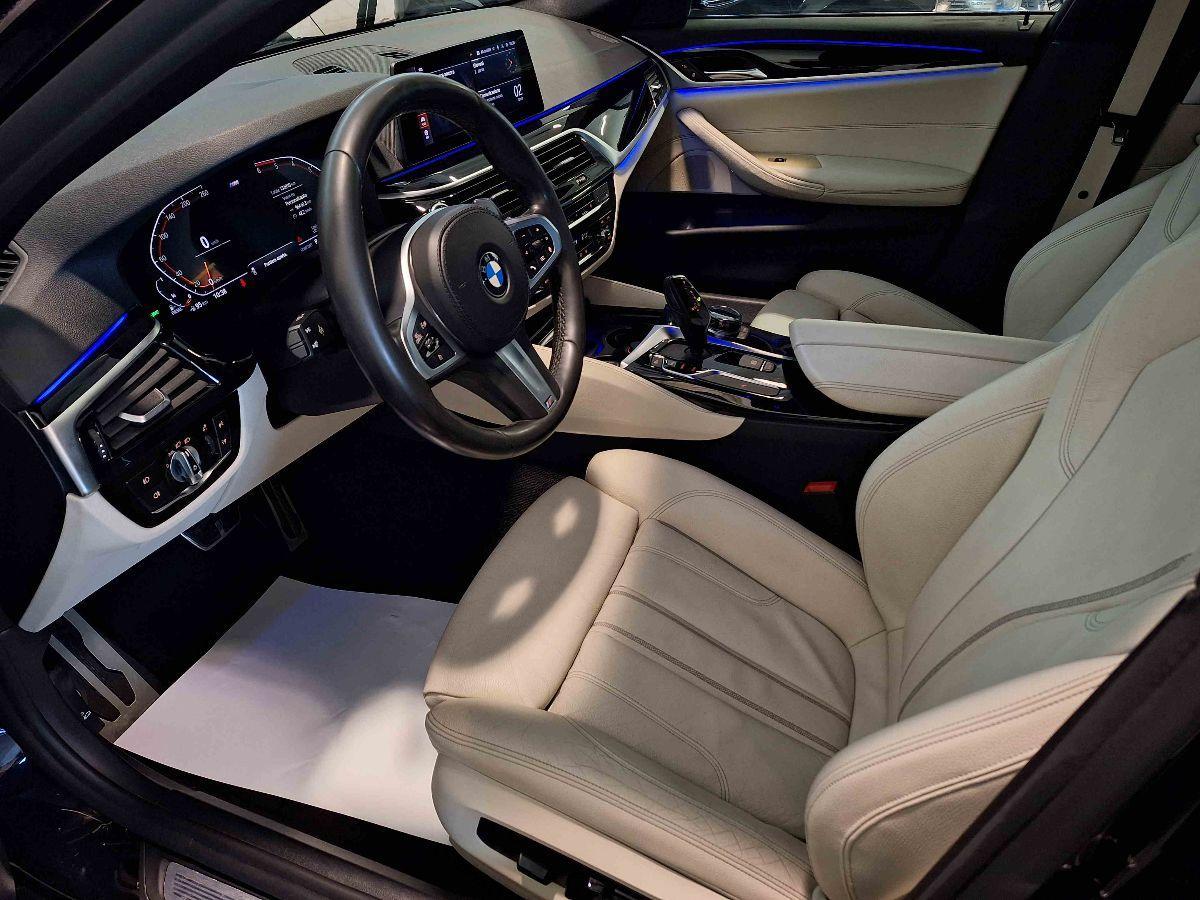 BMW 520d xDrive Msport INDIVIDUAL 48V TETTO - VIRTUAL PRO - SED.RISCALD - GAR.24MESI