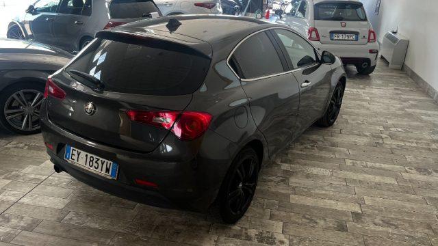 ALFA ROMEO Giulietta 1.6 JTDm-2 105 CV Distinctive