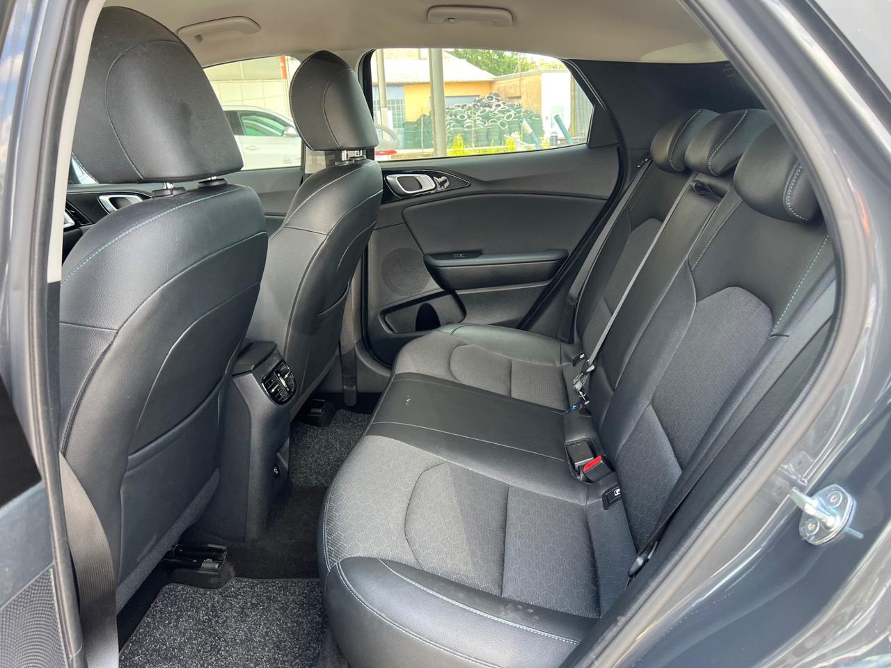 Kia XCeed 1.6 CRDi 136 CV Business GARANZIA EST. 7 ANNI