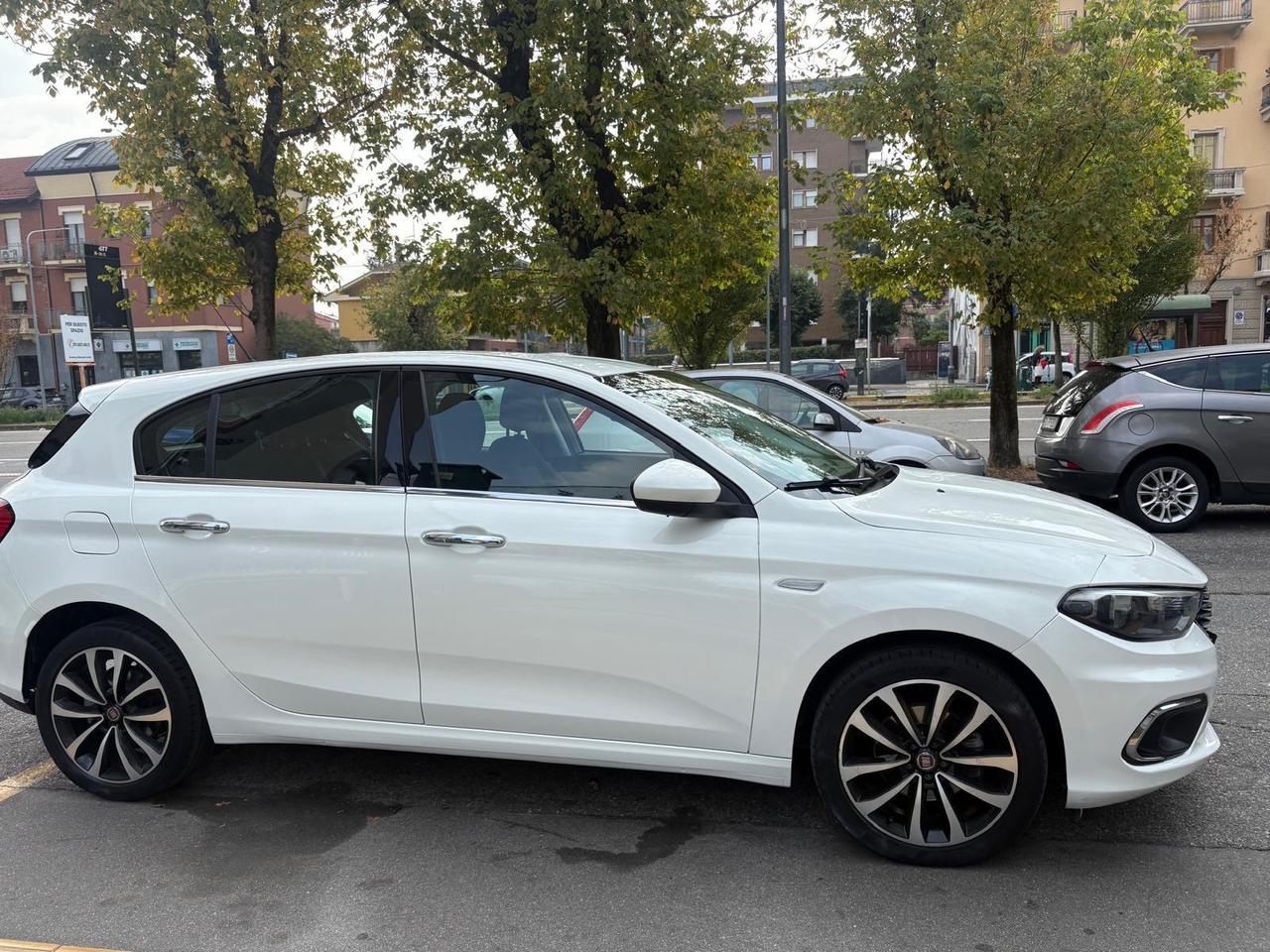 Fiat Tipo 1.4 T-Jet 120CV GPL di casa Lounge