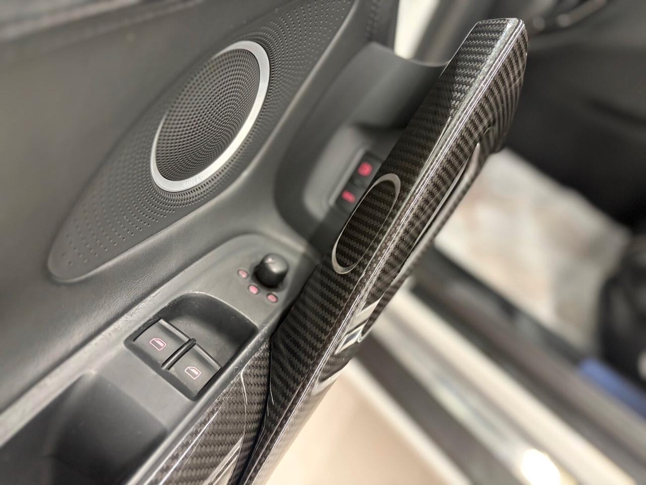 Audi R8 4.2 V8 FSI quattro R tronic