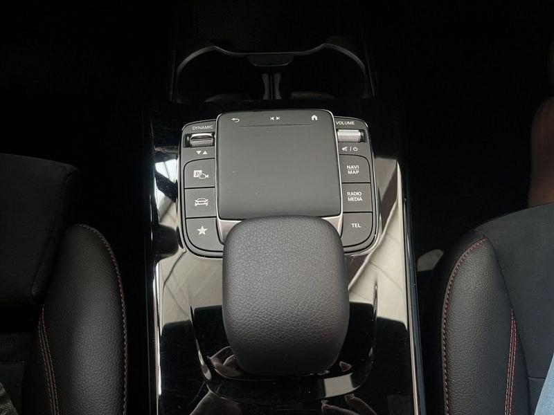 Mercedes-Benz CLA CLA Coupe 180 Premium auto