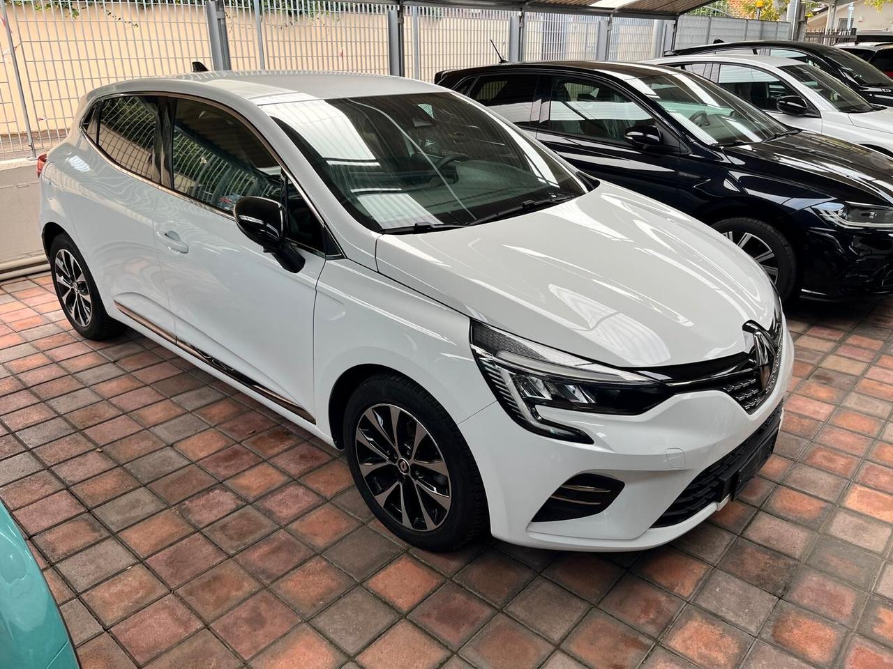 Renault Clio TCe 90 CV 5 porte Techno
