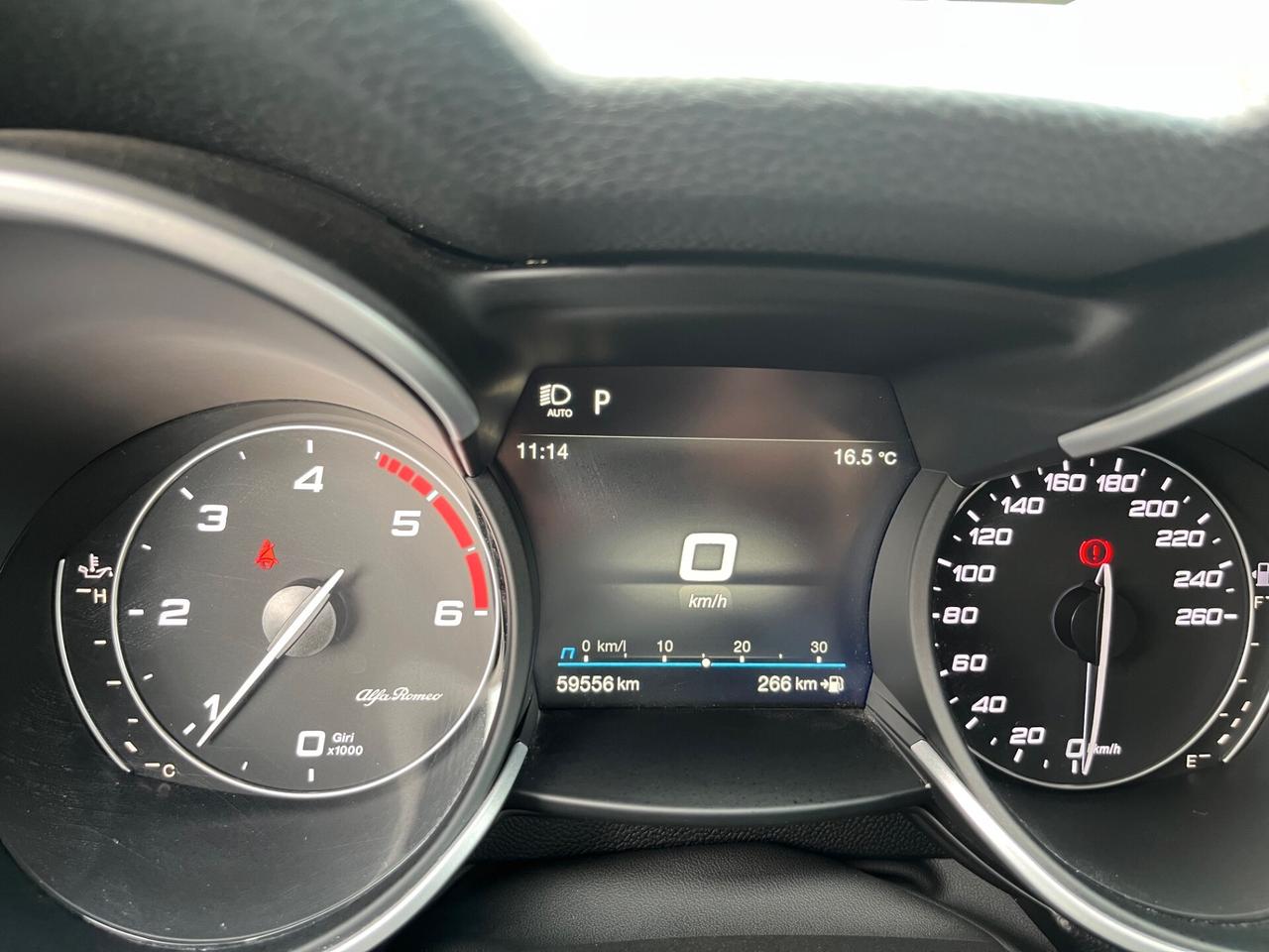 Alfa Romeo Stelvio 2.2 Turbodiesel 160 CV AT8 RWD Business