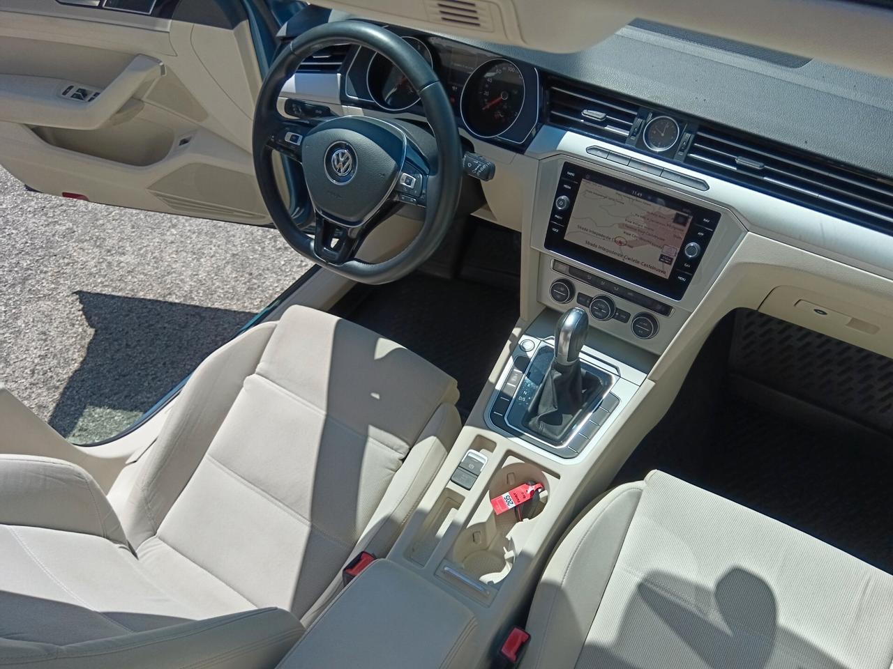 Volkswagen Passat 1.6 TDI 120CV TETTO APRIBILE