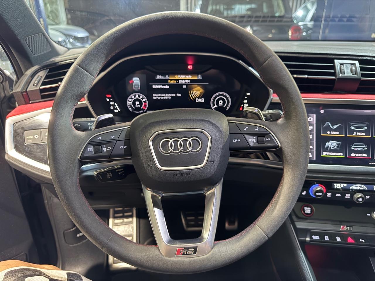 Audi Q3 RS SPB quattro S tronic